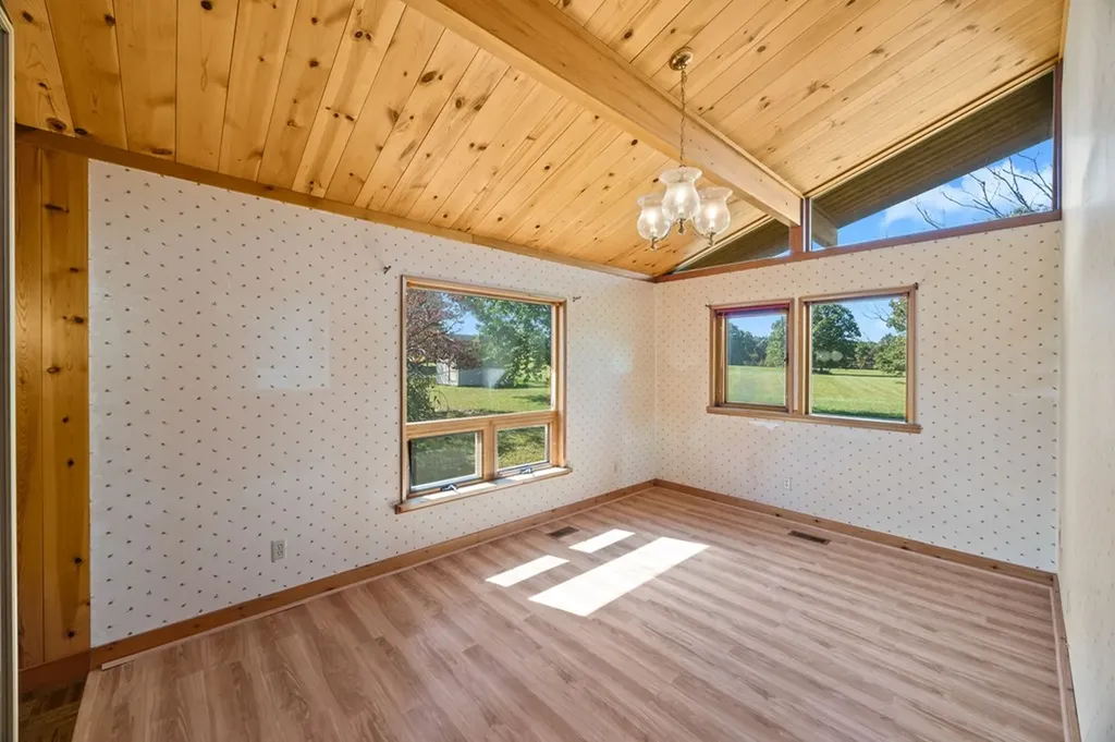 384 Miller Court Crossville TN 38571-2387