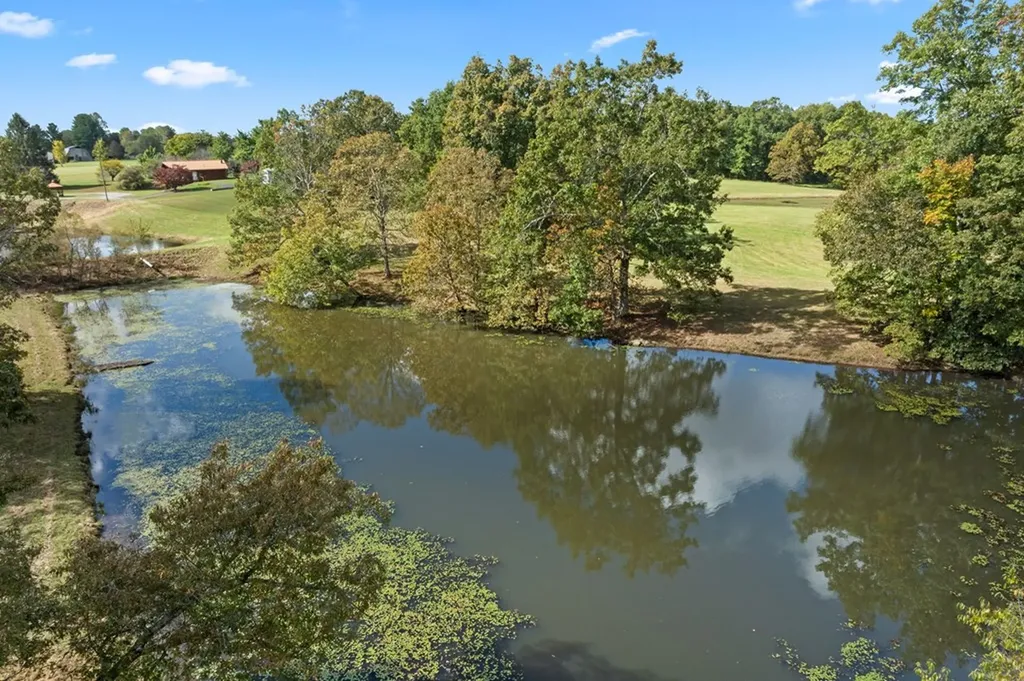 384 Miller Court Crossville TN 38571-2387