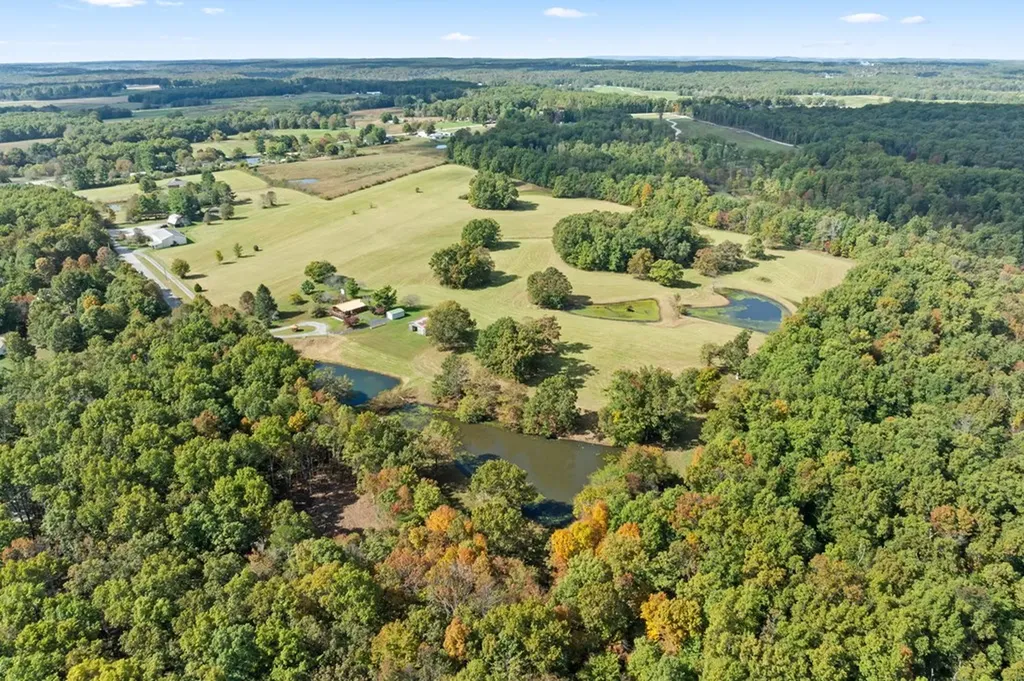 384 Miller Court Crossville TN 38571-2387