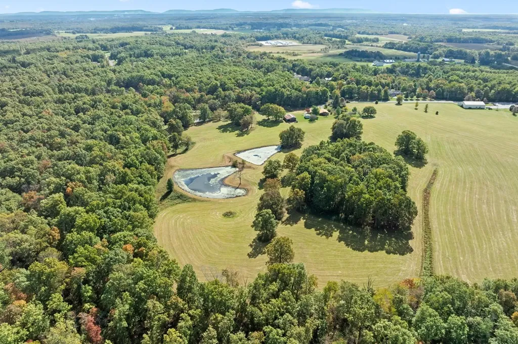 384 Miller Court Crossville TN 38571-2387