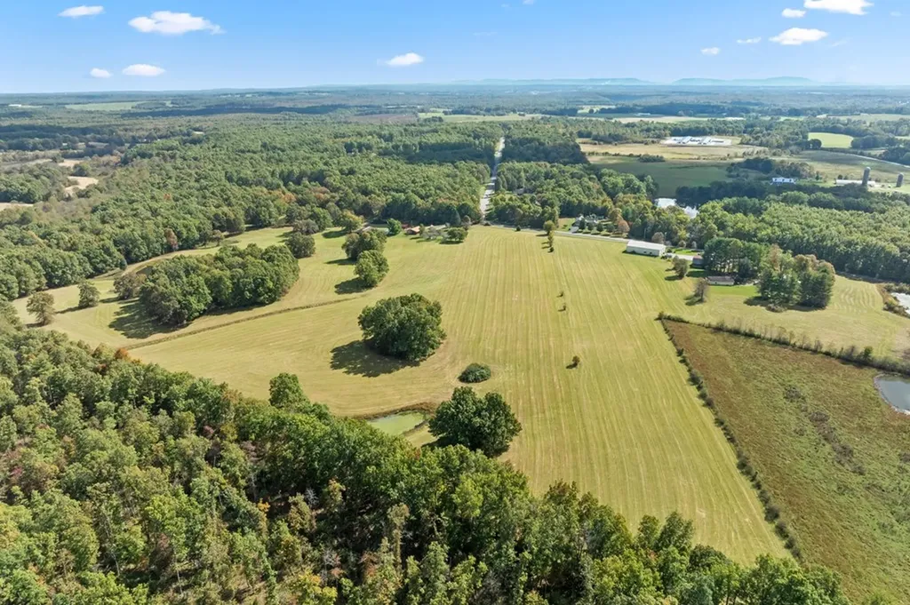 384 Miller Court Crossville TN 38571-2387