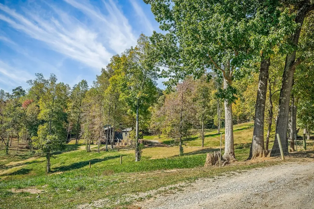 260 Billy Beason Lane Livingston TN 38570