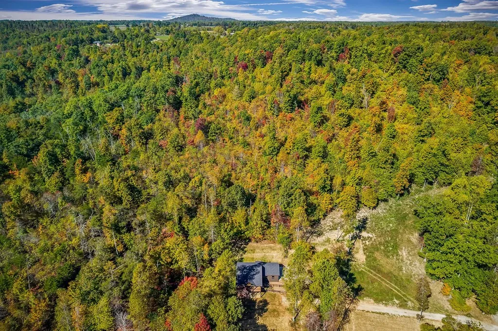 260 Billy Beason Lane Livingston TN 38570