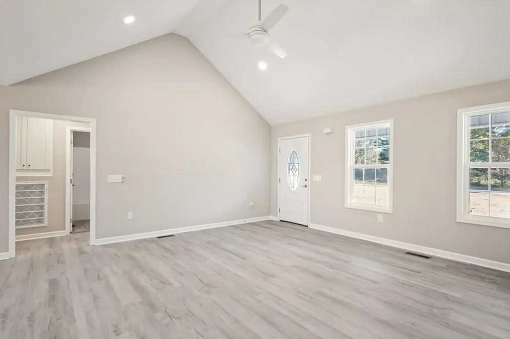 557 Oak Tree Drive Mcminnville TN 37110