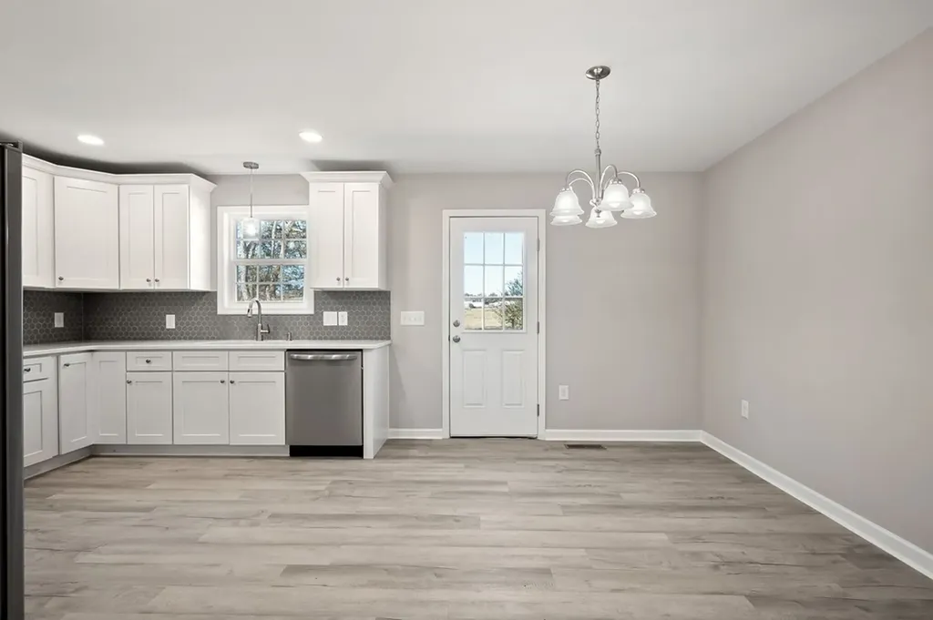 557 Oak Tree Drive Mcminnville TN 37110