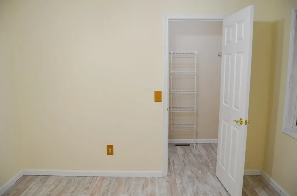 170 Pin Oak Lane Crossville TN 38555