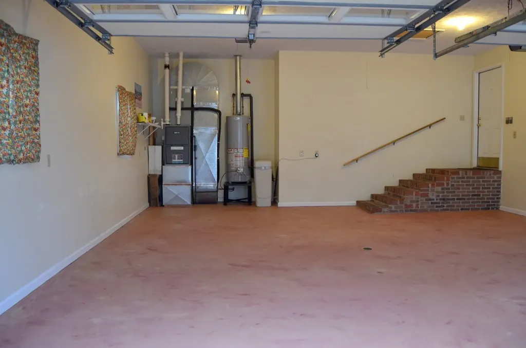 170 Pin Oak Lane Crossville TN 38555