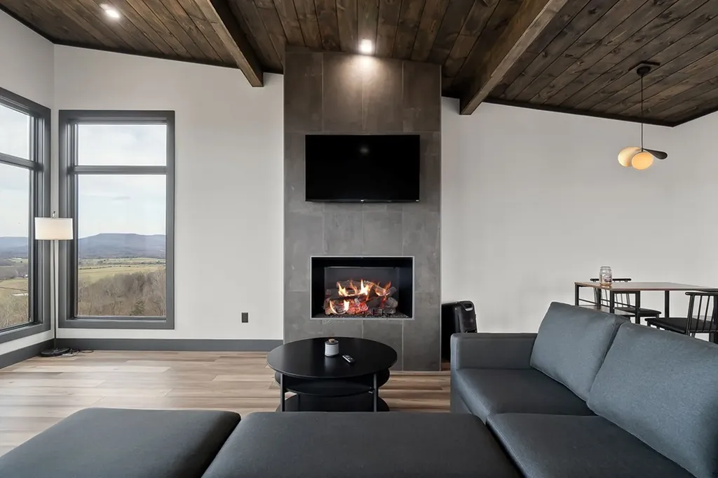 431 Bald Knob Mountain And Cummings Cove Road Doyle TN 38559