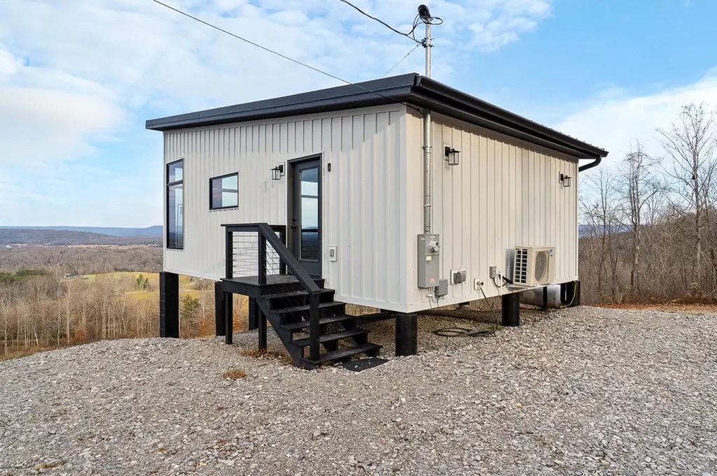 431 Bald Knob Mountain And Cummings Cove Road Doyle TN 38559