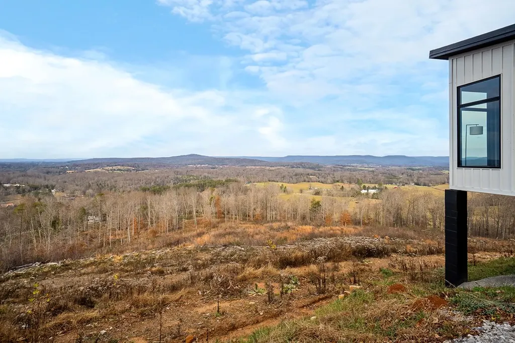 431 Bald Knob Mountain And Cummings Cove Road Doyle TN 38559