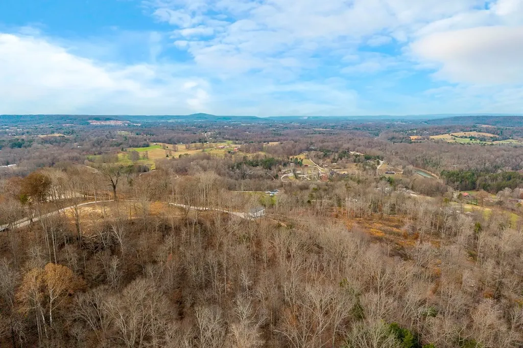 431 Bald Knob Mountain And Cummings Cove Road Doyle TN 38559