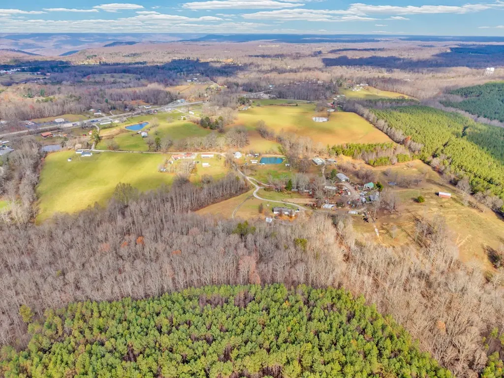 170 Perrigan Lane Sparta TN 38583