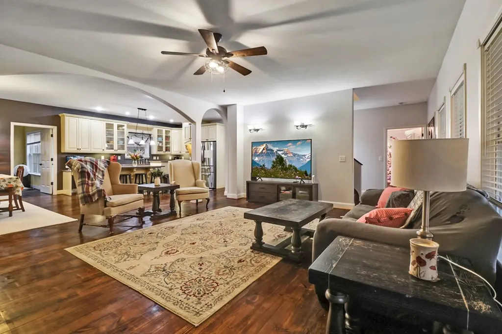 1035 Gray Eagle Drive Crossville TN 38572