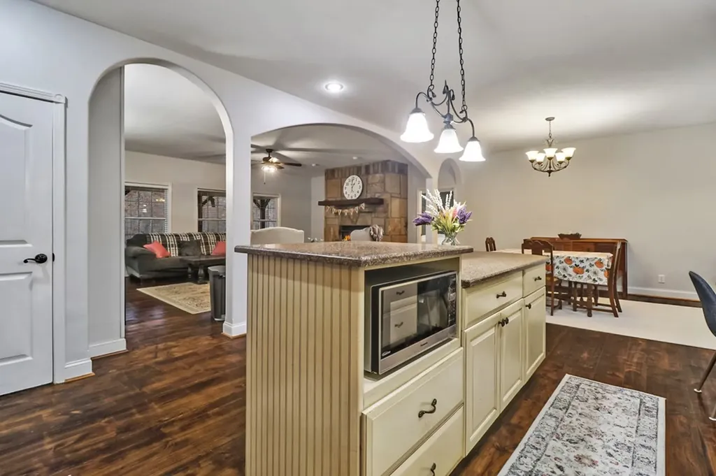 1035 Gray Eagle Drive Crossville TN 38572