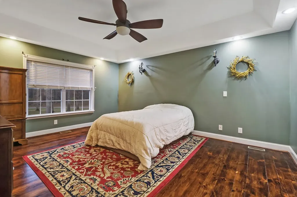 1035 Gray Eagle Drive Crossville TN 38572