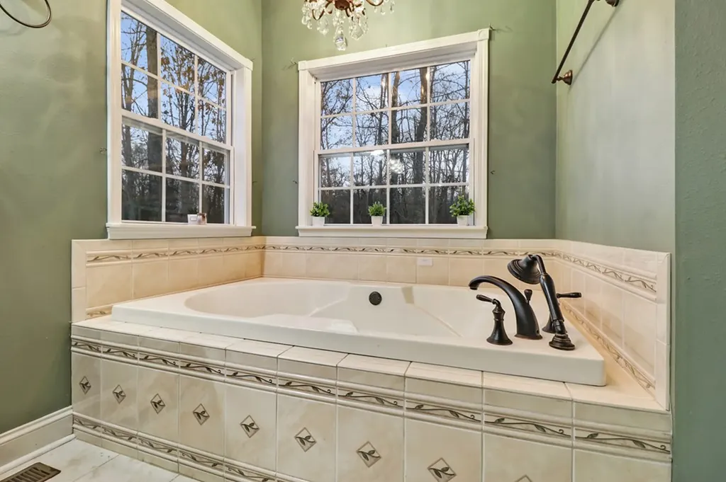 1035 Gray Eagle Drive Crossville TN 38572