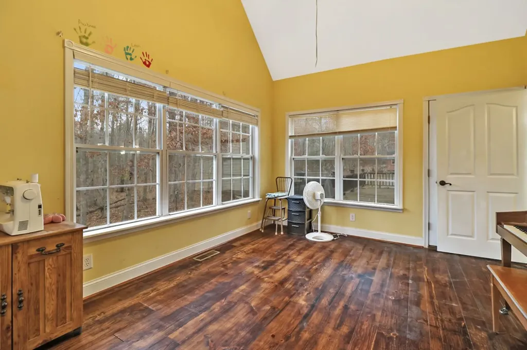 1035 Gray Eagle Drive Crossville TN 38572