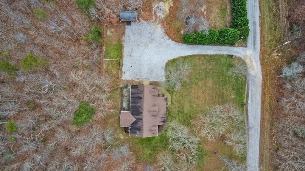 1035 Gray Eagle Drive Crossville TN 38572