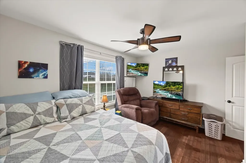 450 Golden Circle Cookeville TN 38506