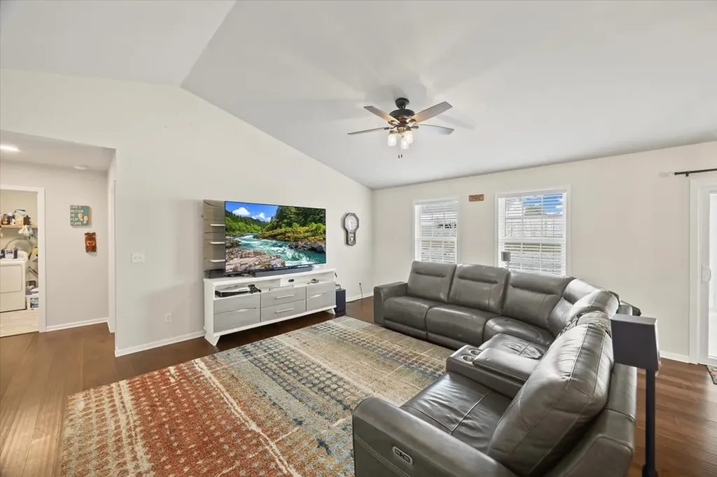 450 Golden Circle Cookeville TN 38506