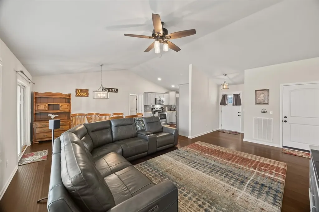 450 Golden Circle Cookeville TN 38506