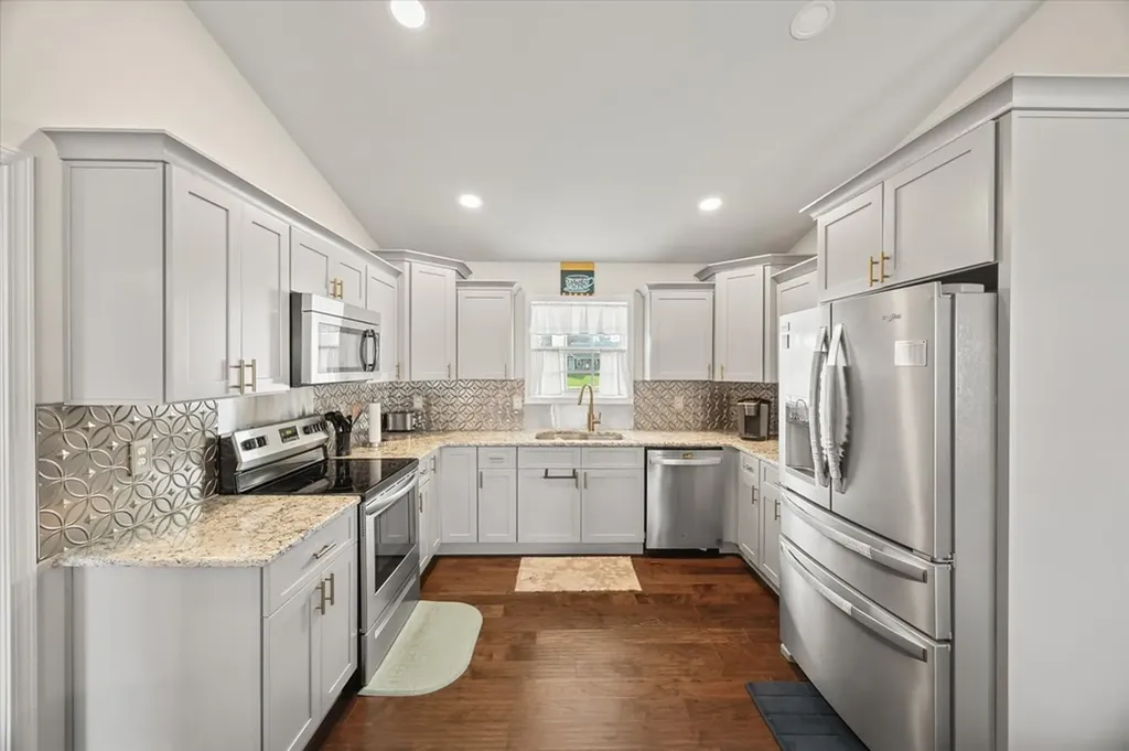 450 Golden Circle Cookeville TN 38506