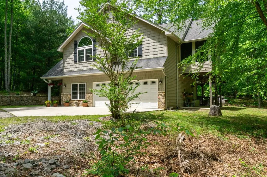 902 Cowpens Monterey TN 38574