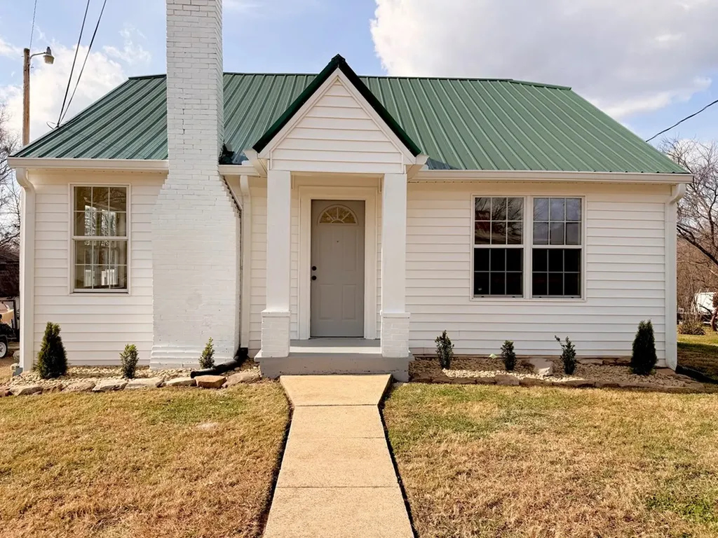 115 Baker Street Sparta TN 38583