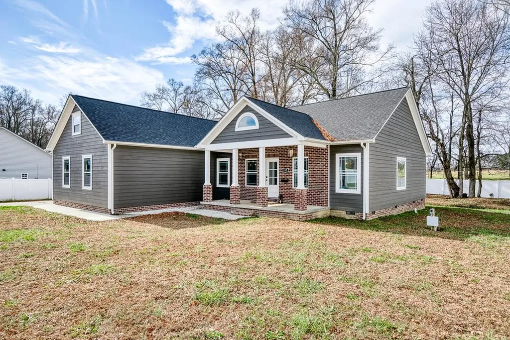 242 Grace Drive Sparta TN 38583