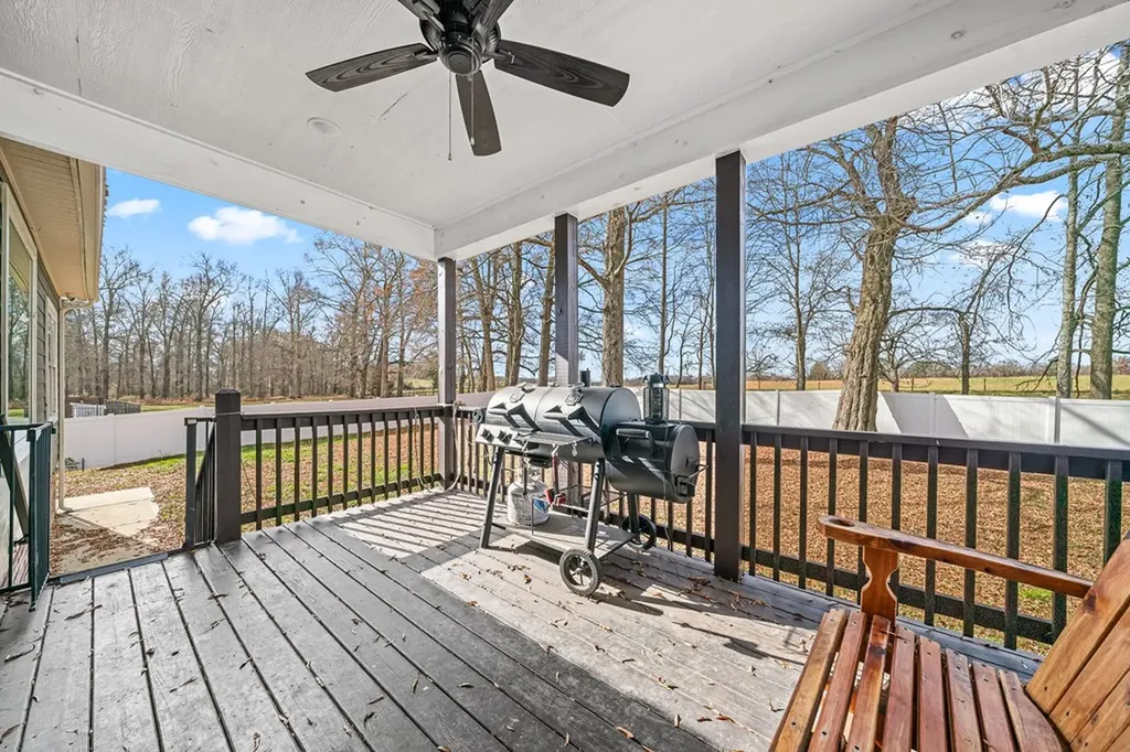 242 Grace Drive Sparta TN 38583