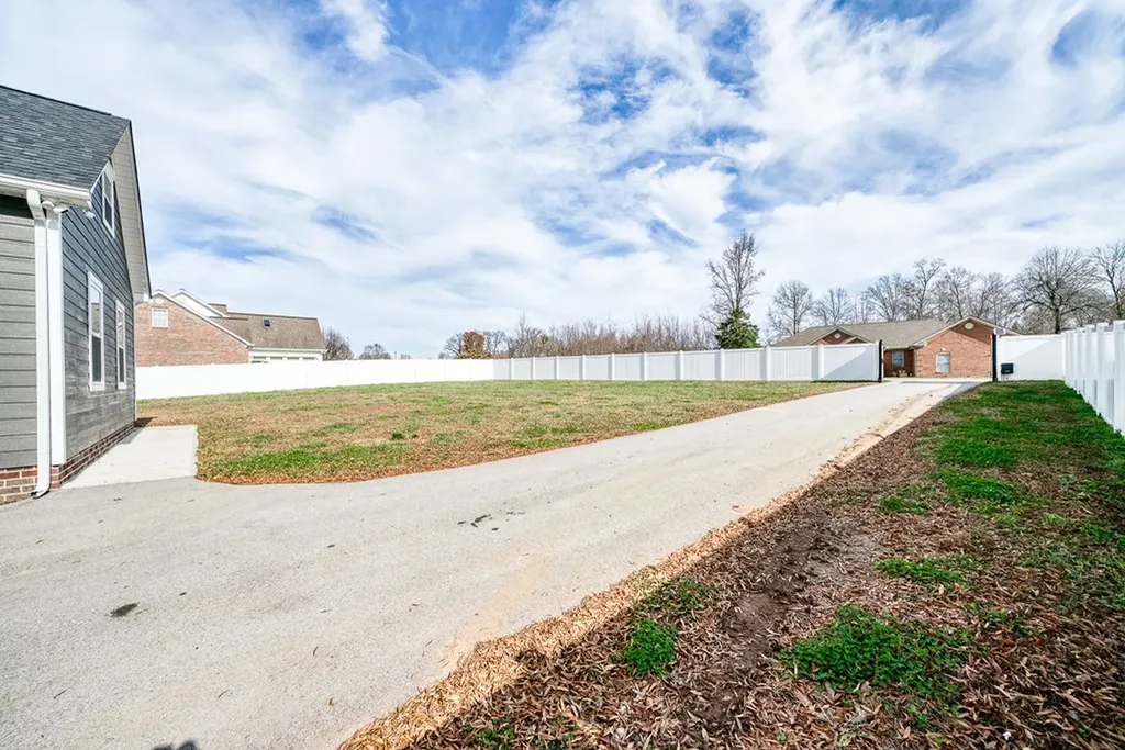 242 Grace Drive Sparta TN 38583