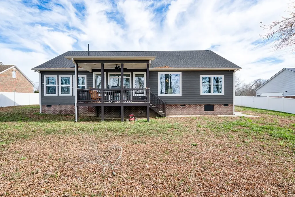 242 Grace Drive Sparta TN 38583
