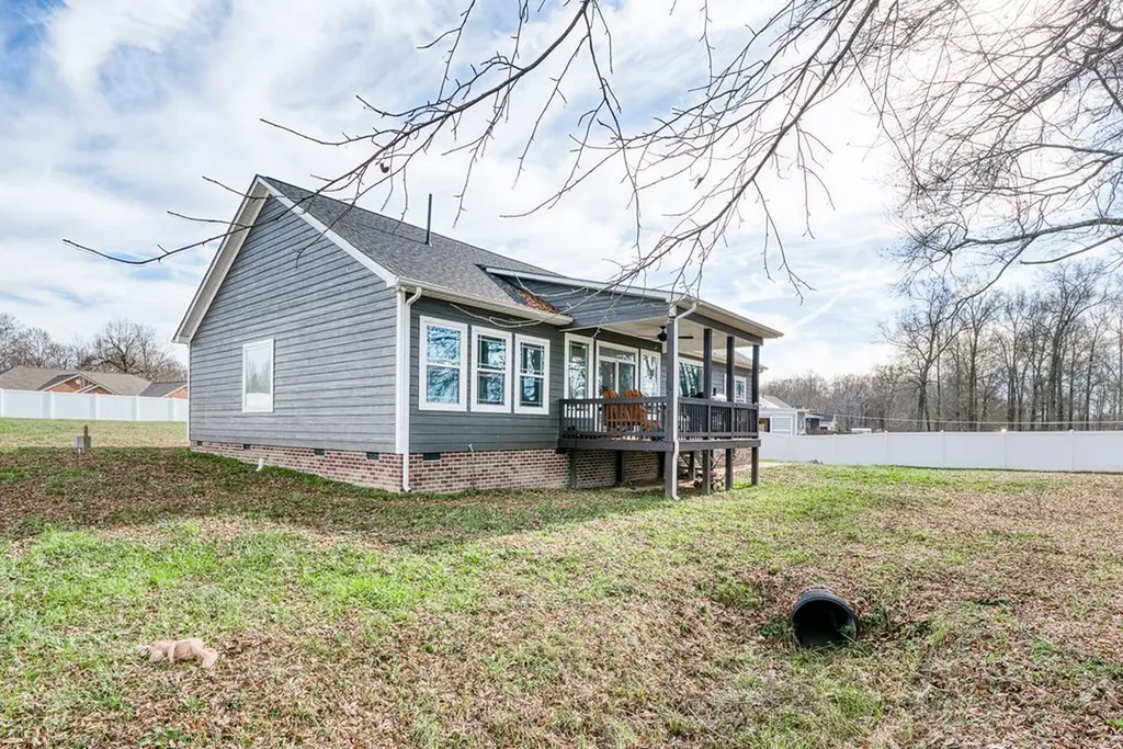 242 Grace Drive Sparta TN 38583