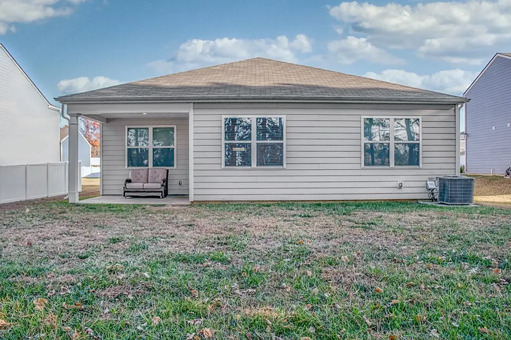 152 Nunally Drive Baxter TN 38544