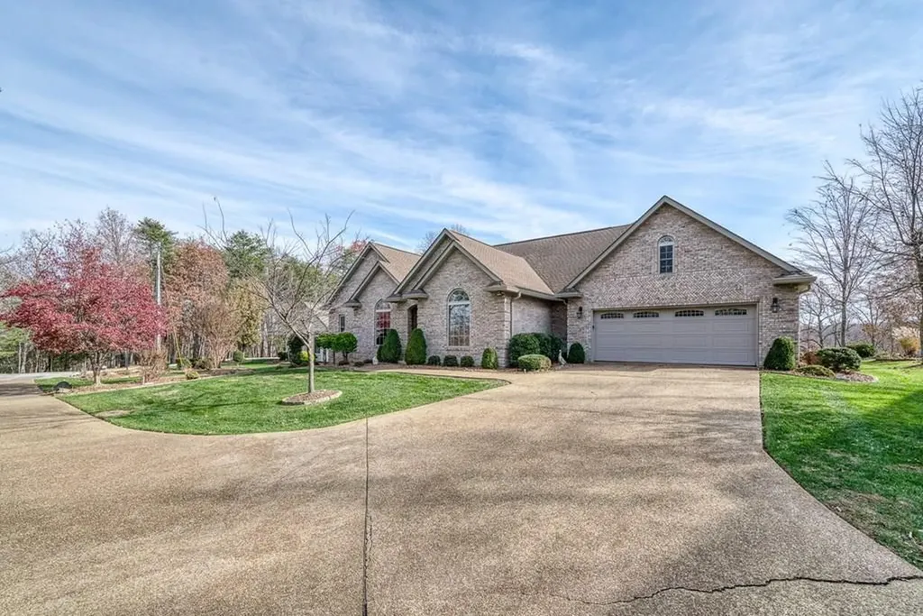 120 Valarian Drive Crossville TN 38558