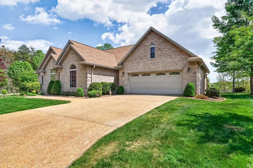 120 Valarian Drive Crossville TN 38558