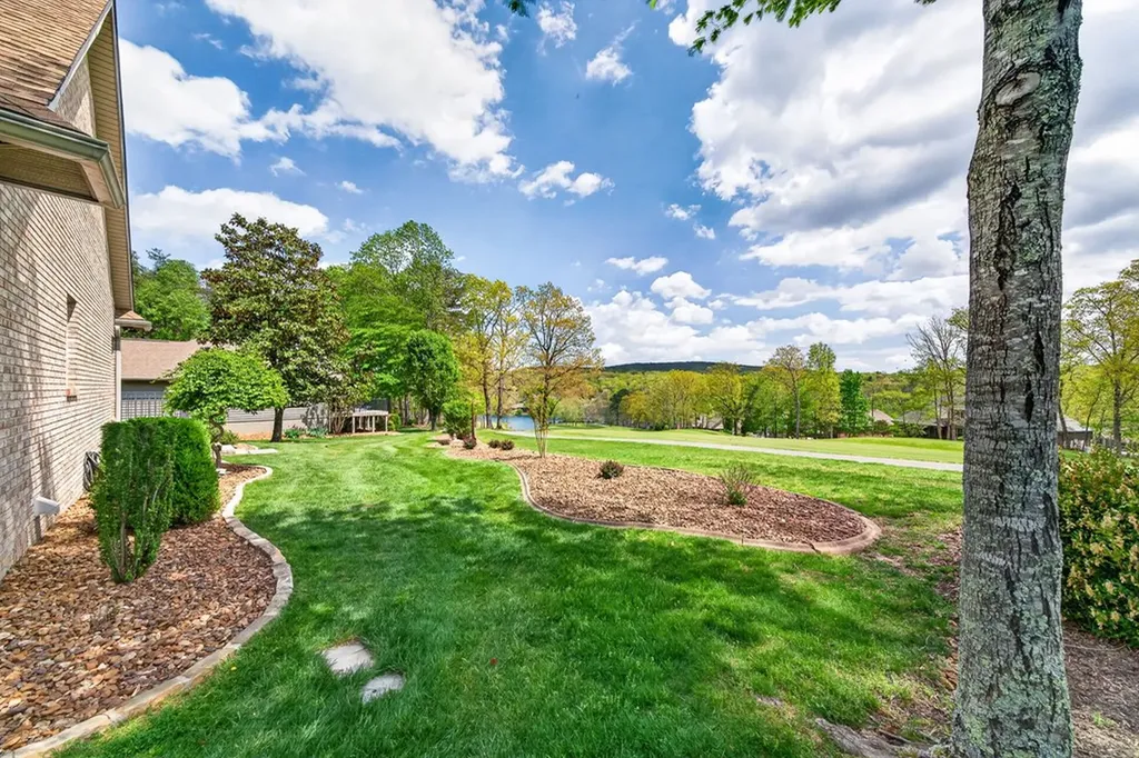 120 Valarian Drive Crossville TN 38558