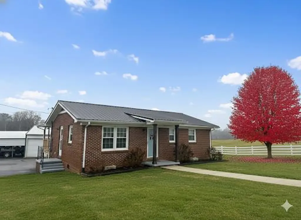 11056 Belk Road Smithville TN 37166