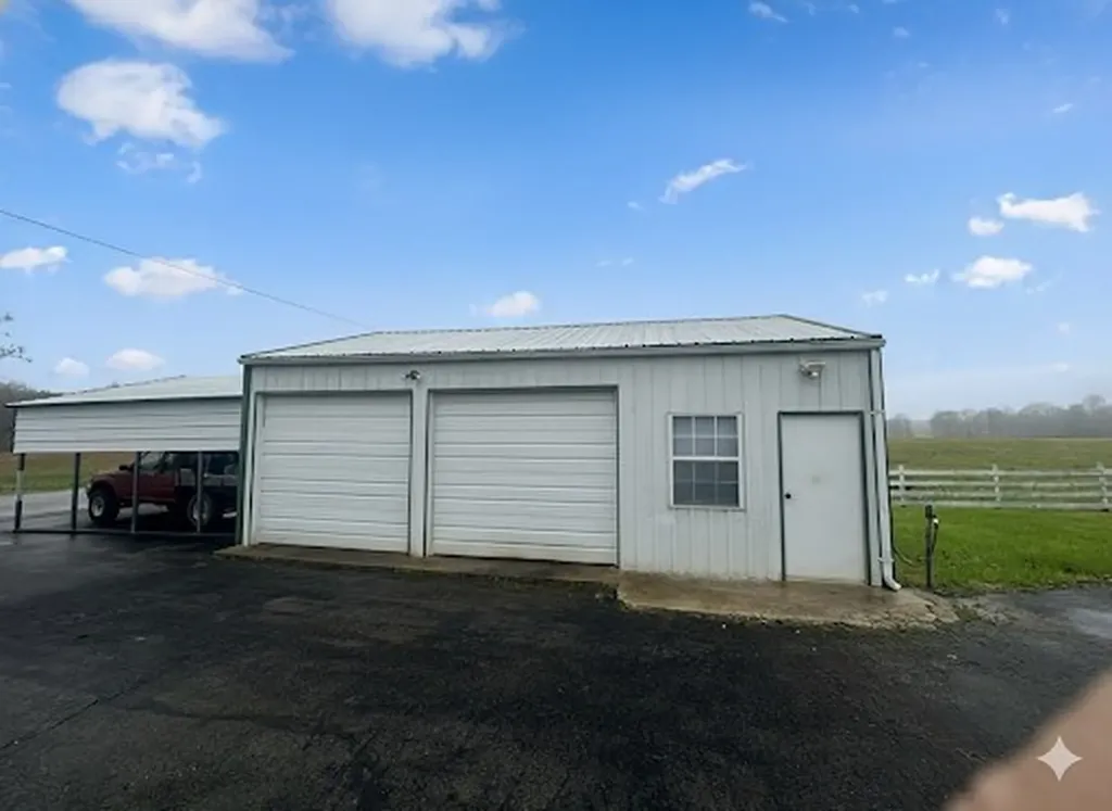 11056 Belk Road Smithville TN 37166