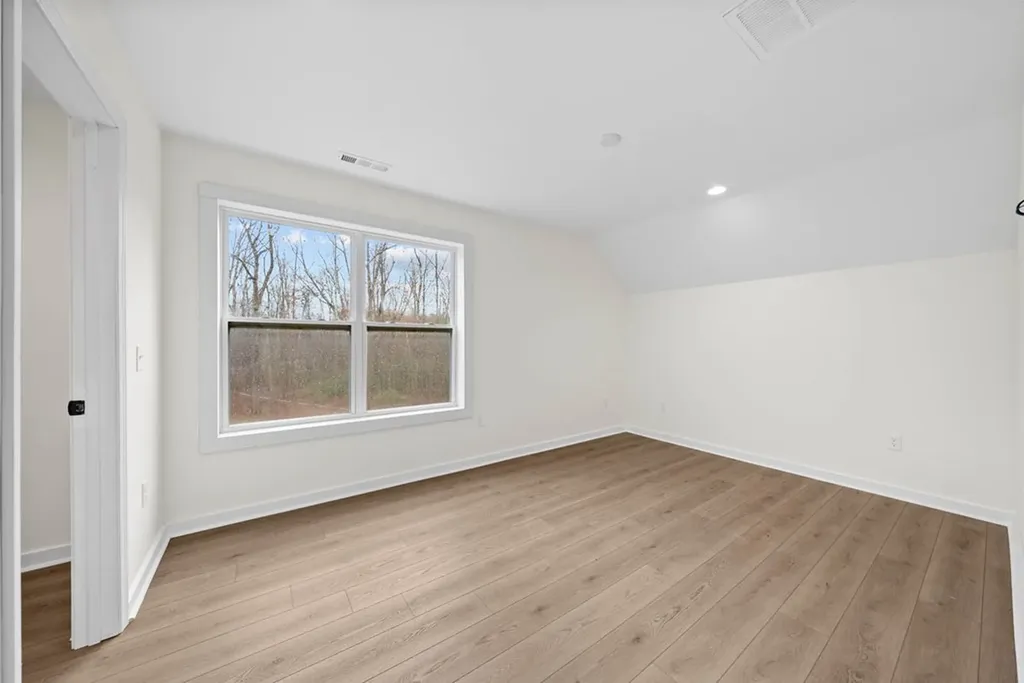 1023 W Laurel Way Monterey TN 38574