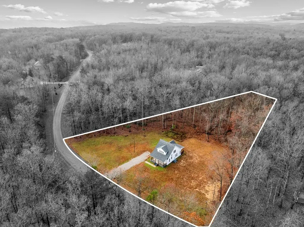 1023 W Laurel Way Monterey TN 38574