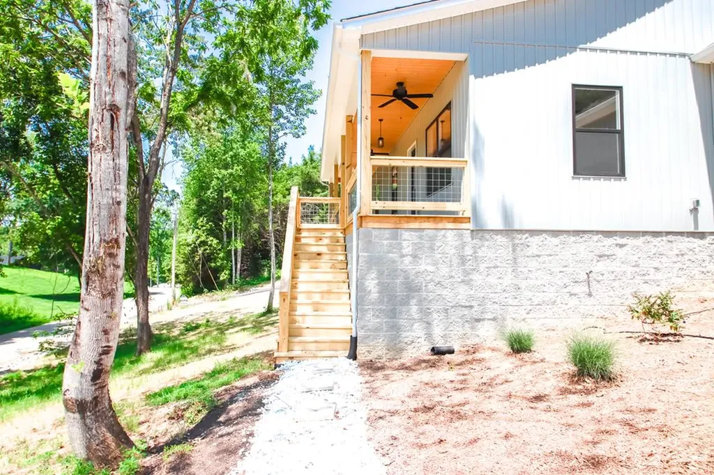 70 River Oaks Drive Sparta TN 38583