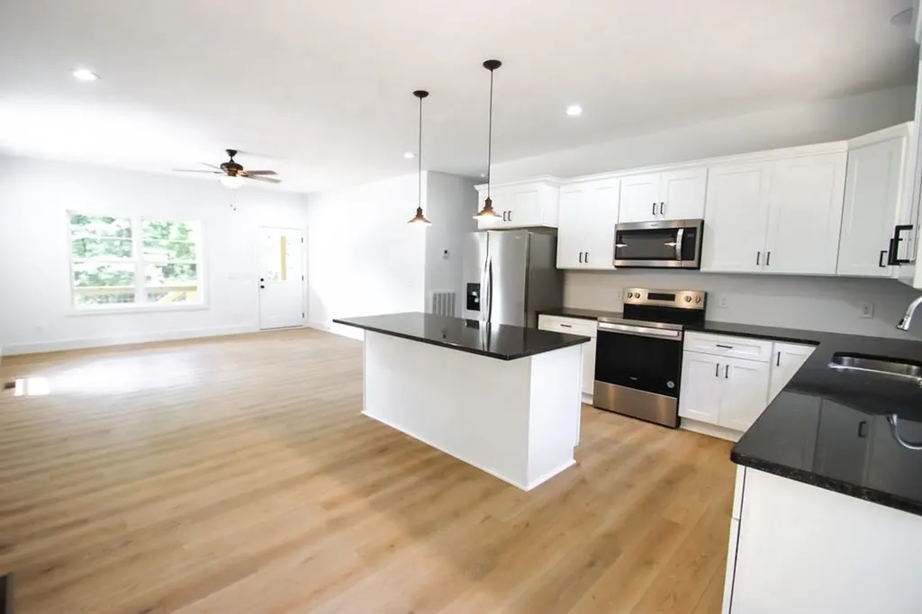 70 River Oaks Drive Sparta TN 38583