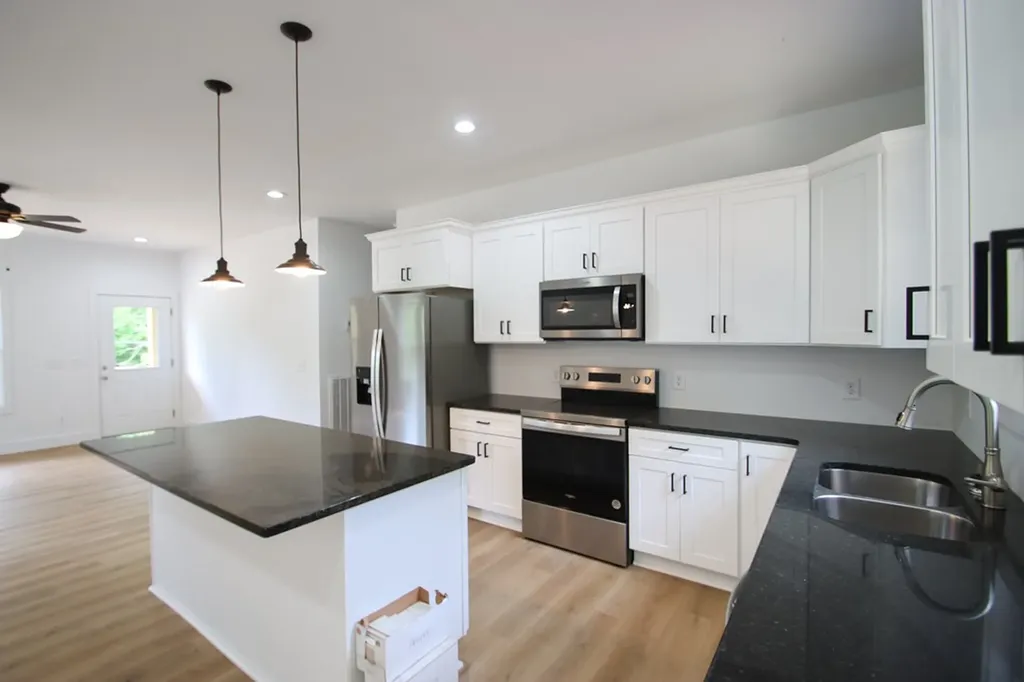 70 River Oaks Drive Sparta TN 38583