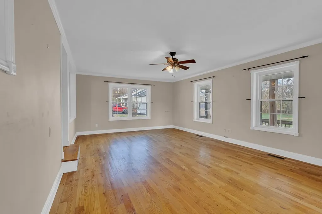 2221 Plunk Whitson Road Cookeville TN 38501