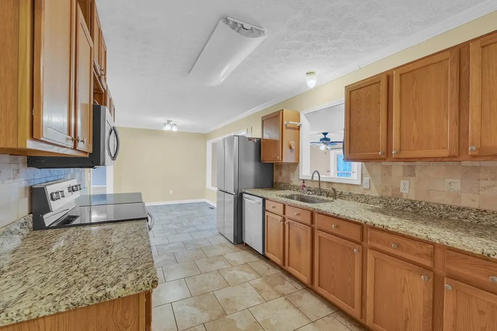 2221 Plunk Whitson Road Cookeville TN 38501