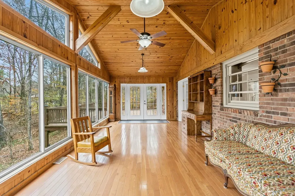 279 Linnaeus Road Cookeville TN 38501