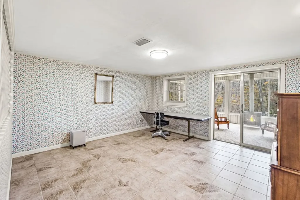 279 Linnaeus Road Cookeville TN 38501