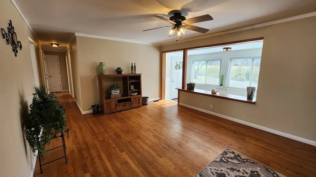 204 Lake Street Livingston TN 38570