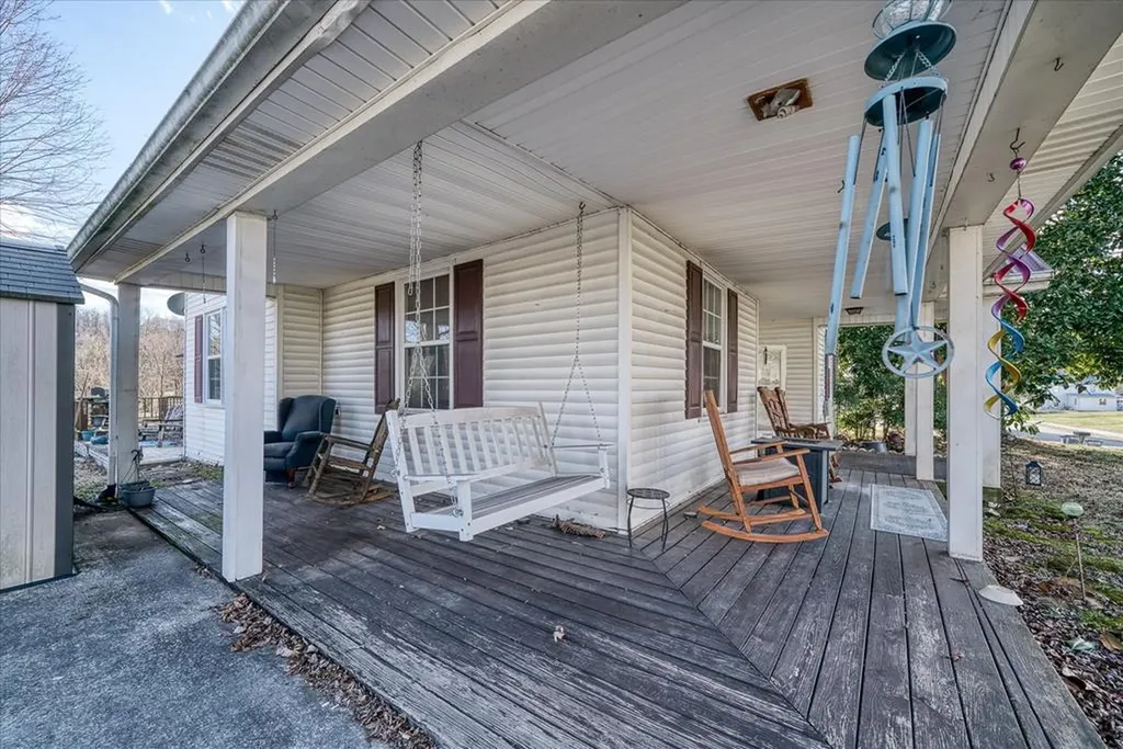 305 E University Street Livingston TN 38570